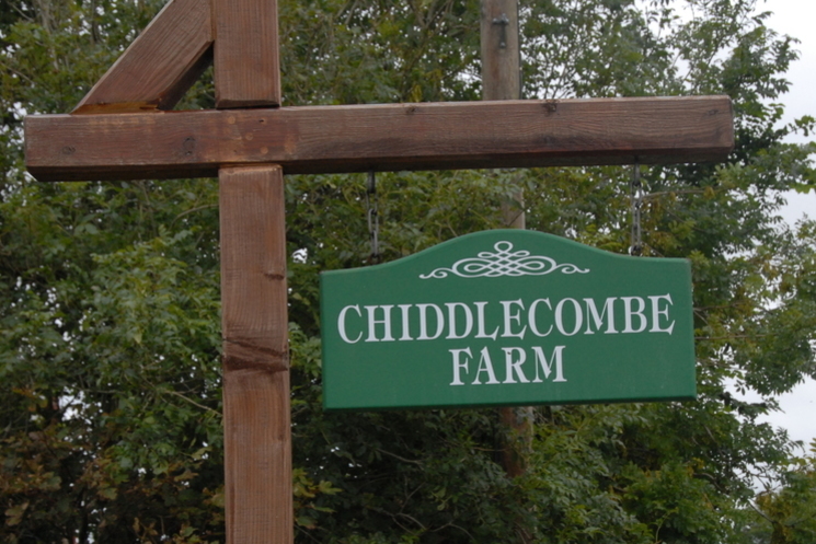 Chiddlecombe farm holiday cottages sign